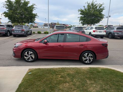 Used 2025 Subaru Legacy Premium AWD/4WD image 10