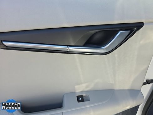 Used 2023 Kia Niro Wave image 48