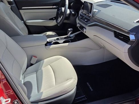 Used 2021 Nissan Altima 2.5 SL image 13