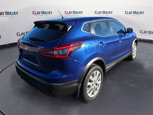 Used 2021 Nissan Rogue Sport S image 5