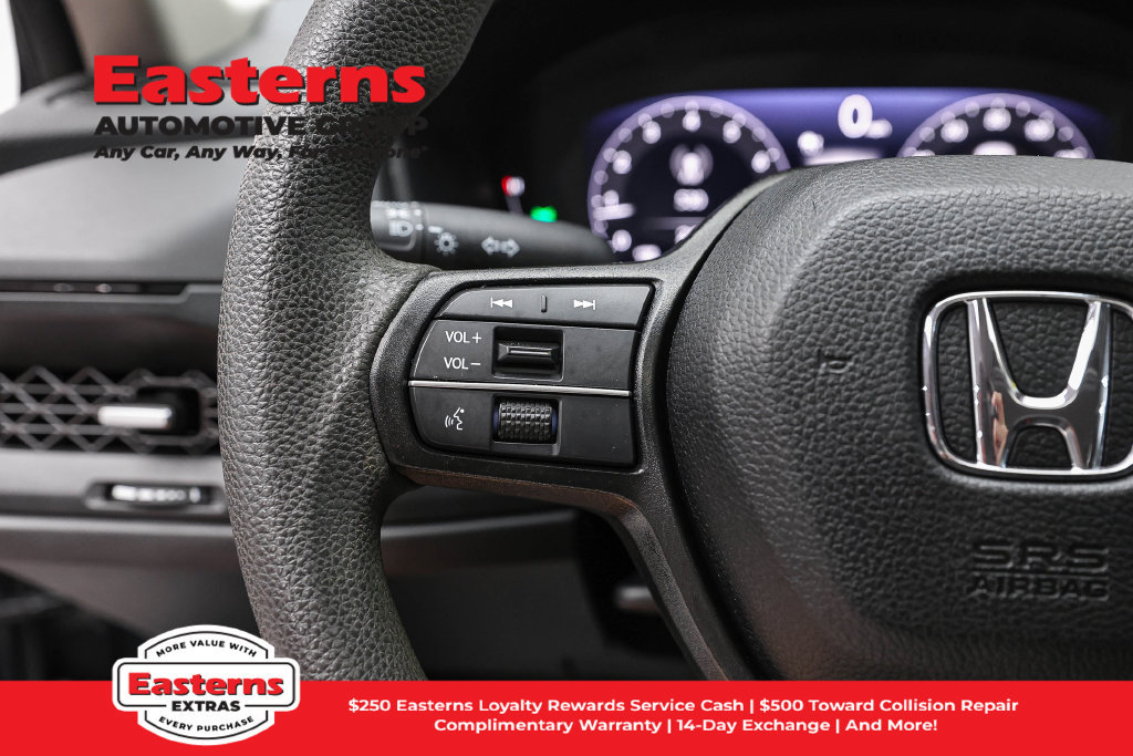 Used 2023 Honda Accord EX image 16
