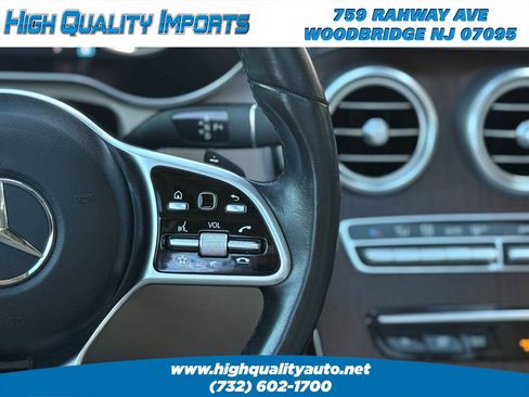 Used 2021 Mercedes-Benz GLC 300 4MATIC w/ Multimedia Package image 42