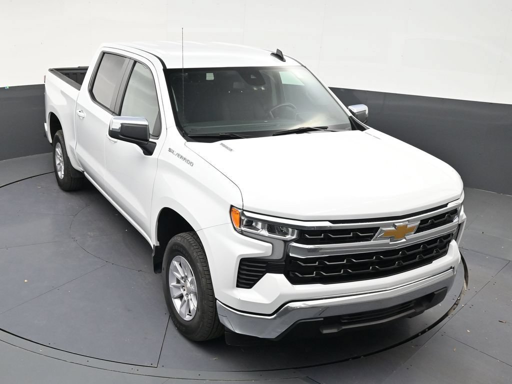 Used 2025 Chevrolet Silverado 1500 LT RWD image 17