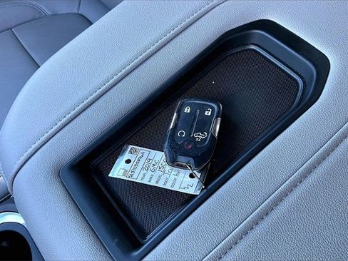 Used 2019 GMC Sierra 1500 SLT w/ SLT Premium Plus Package image 10