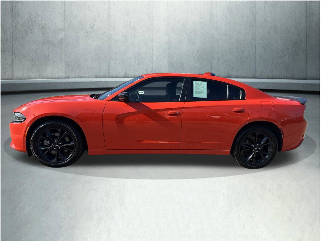 Used 2022 Dodge Charger SXT w/ Blacktop Package AWD/4WD image 2