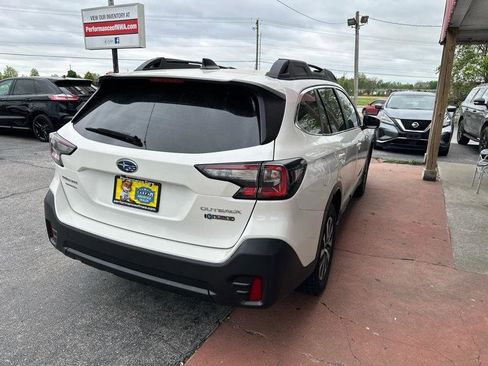 Used 2022 Subaru Outback Premium image 7