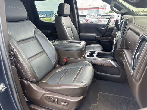 Used 2022 GMC Sierra 1500 Denali w/ Denali Premium Package AWD/4WD image 16