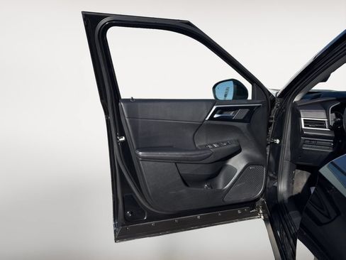 Used 2025 Mitsubishi Outlander SE FWD image 33