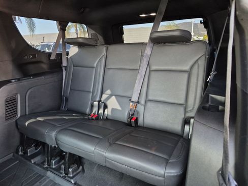 Used 2023 Chevrolet Suburban LT AWD/4WD image 30
