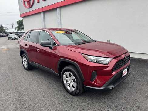 Certified 2023 Toyota RAV4 LE FWD image 4