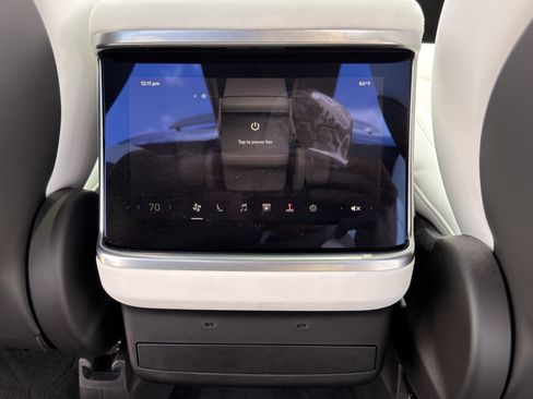 Used 2023 Tesla Model X AWD/4WD image 25