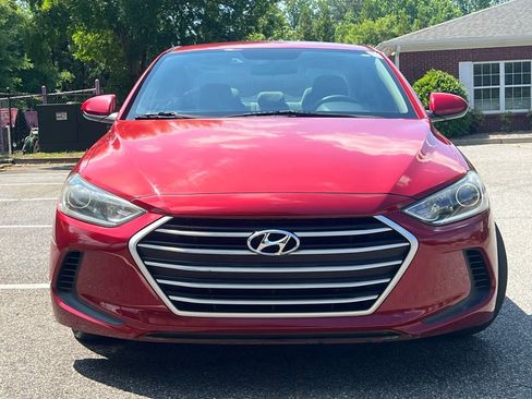 Used 2017 Hyundai Elantra SE FWD image 8