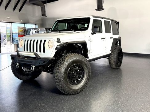 Used 2020 Jeep Wrangler Unlimited Sport S image 31