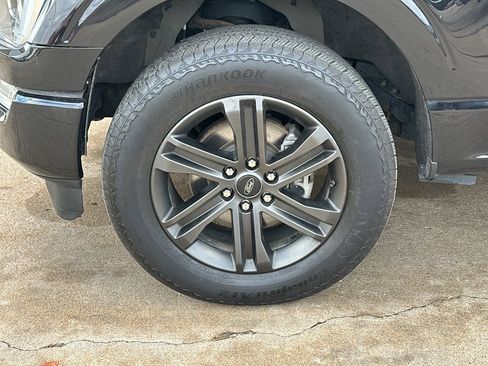 Used 2021 Ford F150 Lariat w/ Equipment Group 502A High image 3