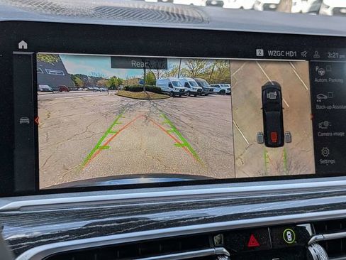 Used 2022 BMW X7 xDrive40i w/ M Sport Package image 20