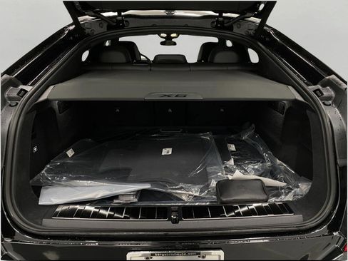 New 2026 BMW X6 M60i image 6