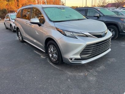 Used 2024 Toyota Sienna XLE