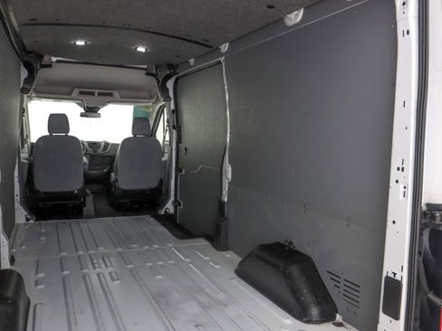 Used 2019 Ford Transit 250 148WB CARGO image 12