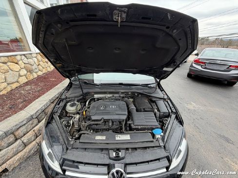 Used 2016 Volkswagen Golf S FWD image 13