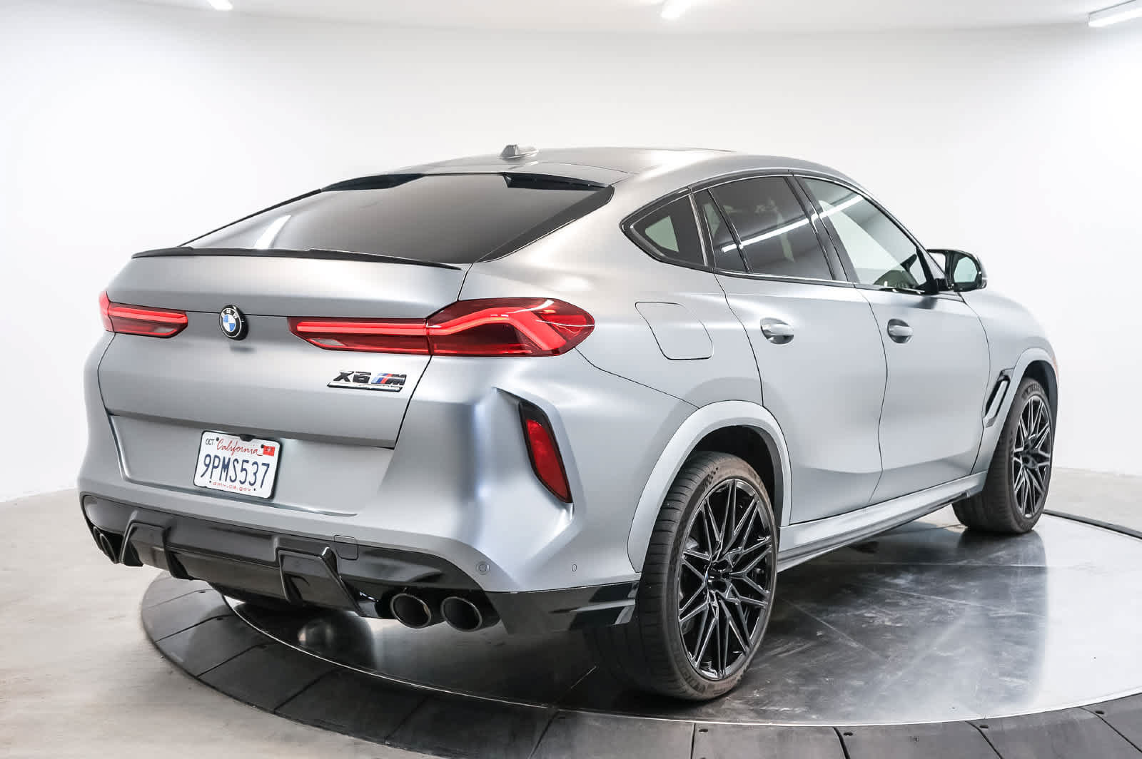 Used 2025 BMW X6 M Competition w/ Executive Package AWD/4WD image 9