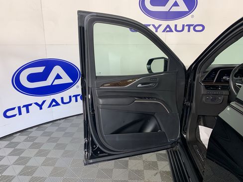 Used 2021 Cadillac Escalade Sport Platinum w/ LPO, ONYX Package AWD/4WD image 14