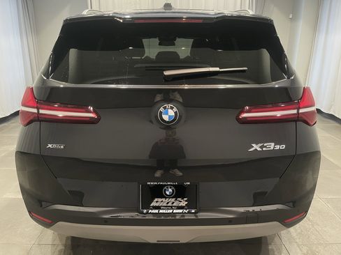 Used 2025 BMW X3 xDrive30i w/ Premium Package image 5