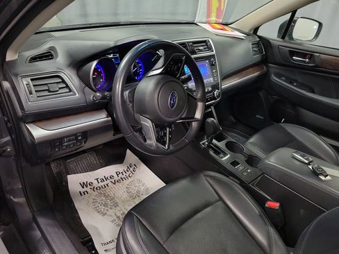 Used 2019 Subaru Outback 2.5i Limited image 14
