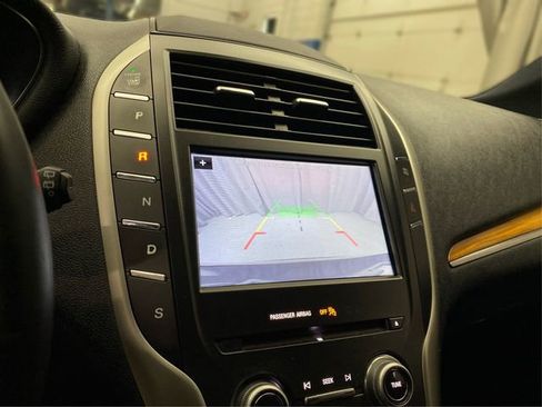 Used 2017 Lincoln MKC Reserve w/ Lincoln MKC Climate Package AWD/4WD image 31