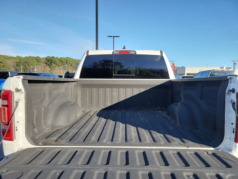 Used 2022 RAM 1500 Limited w/ Body Color Bumper Group image 30