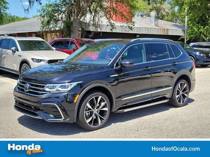 Used 2024 Volkswagen Tiguan SEL R-Line