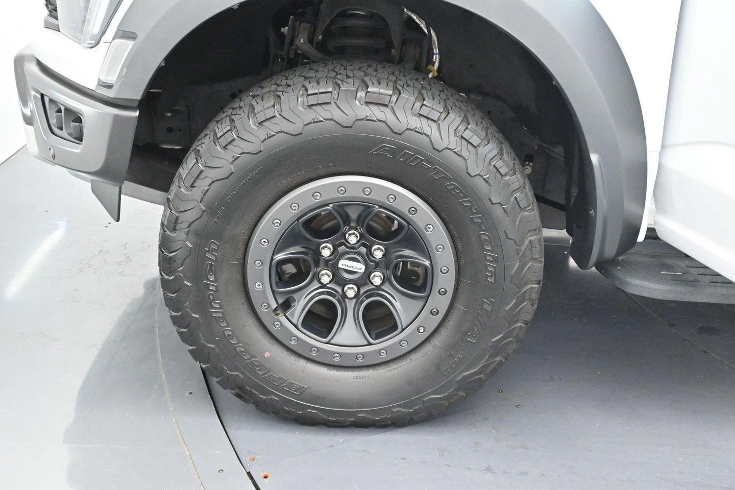 Used 2022 Ford F150 Raptor w/ Equipment Group 801A High AWD/4WD image 40