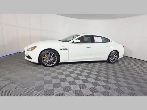 Used 2023 Maserati Quattroporte GT RWD image 47