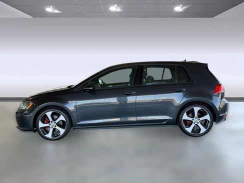 Used 2015 Volkswagen Golf 4-Door FWD image 2