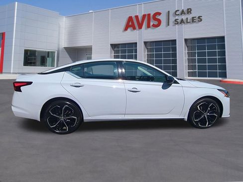 Used 2025 Nissan Altima 2.5 SR AWD/4WD image 5