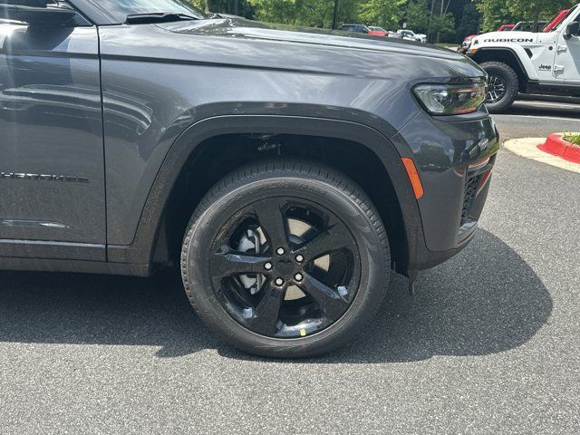 New 2026 Jeep Grand Cherokee Limited w/ Limited Altitude Package AWD/4WD image 12