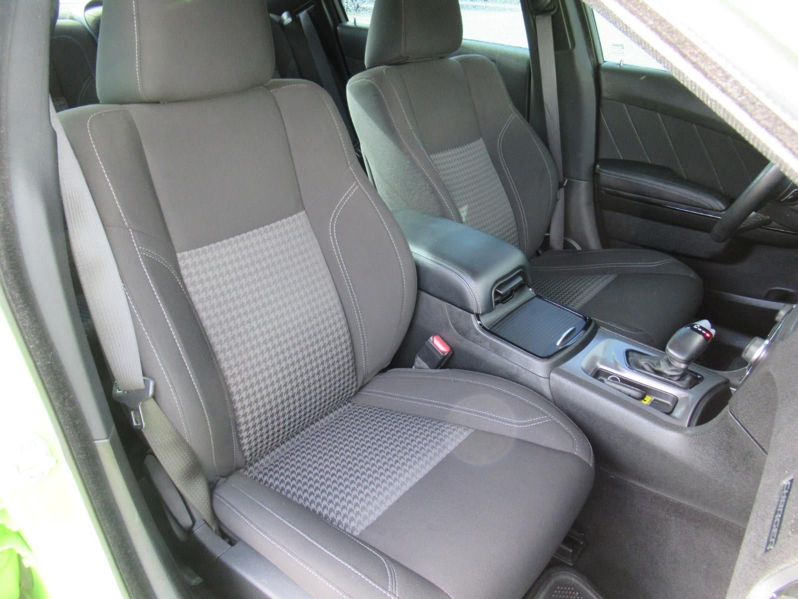 Used 2023 Dodge Charger SXT w/ Blacktop Package RWD image 9