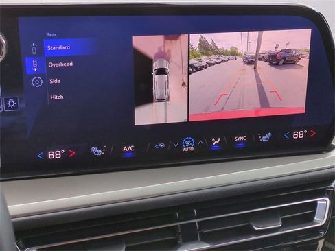 Certified 2024 Chevrolet Traverse LT w/ Trailering Package image 16