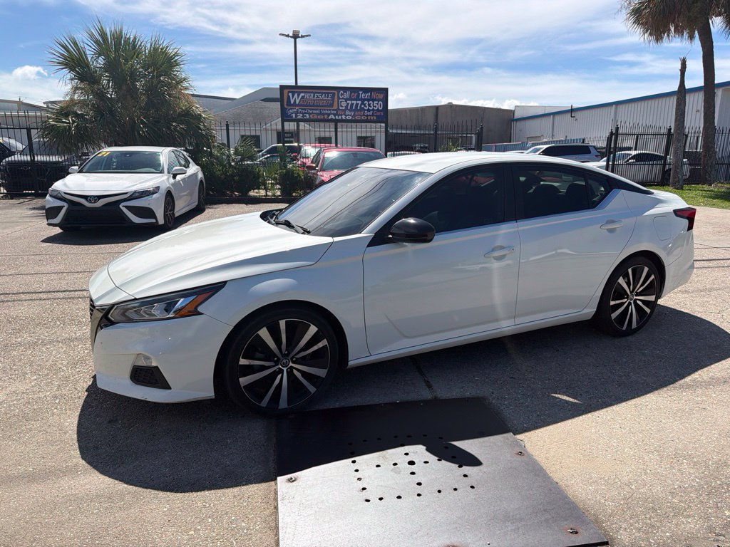 Used 2021 Nissan Altima 2.5 SR FWD image 6