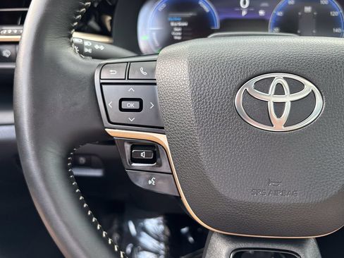 Certified 2025 Toyota Crown Signia w/ Advanced Technology Package AWD/4WD image 46