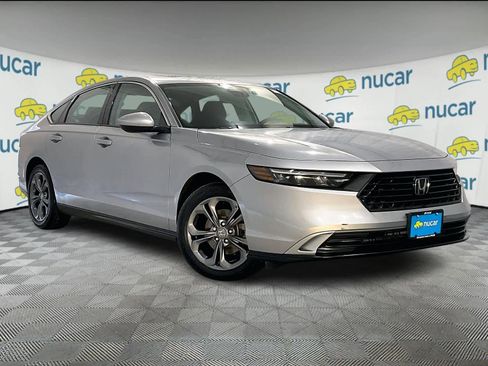 Used 2023 Honda Accord EX image 1
