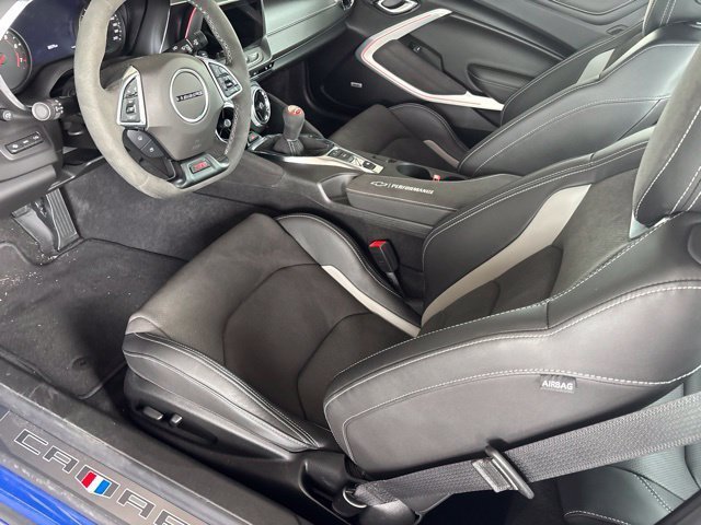 Used 2021 Chevrolet Camaro SS RWD image 7