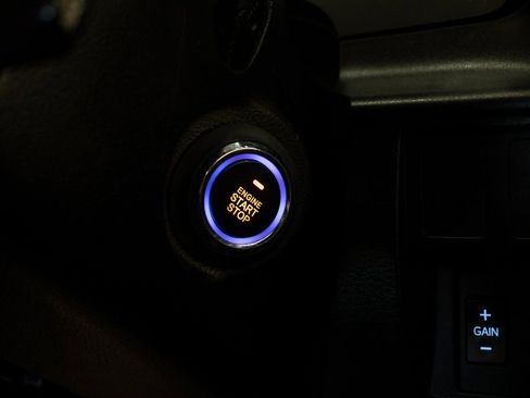 Used 2020 Toyota Tundra SR5 image 36