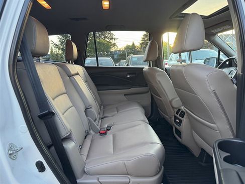Used 2018 Honda Pilot EX-L image 19