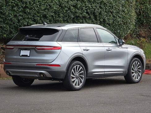 Used 2024 Lincoln Corsair Reserve w/ Equipment Group 201A AWD/4WD image 3