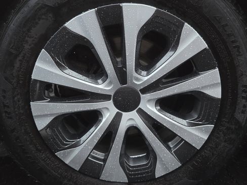 Used 2021 Toyota Corolla LE image 33