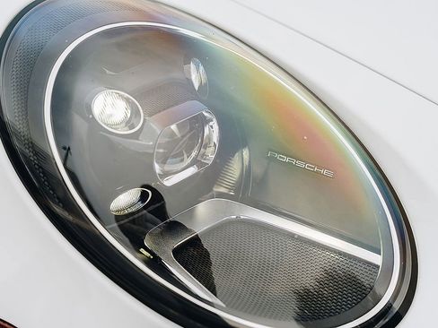 Used 2024 Porsche 911 Targa 4 w/ Premium Package image 14