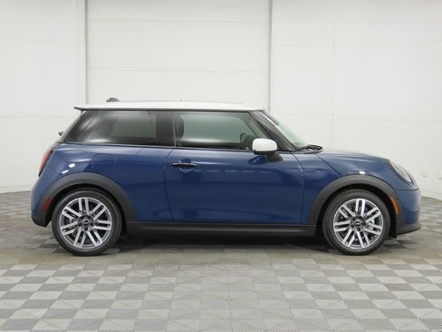 New 2026 MINI Cooper S image 4