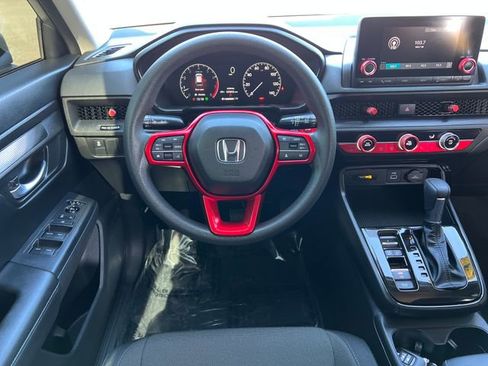 Used 2023 Honda CR-V LX image 15
