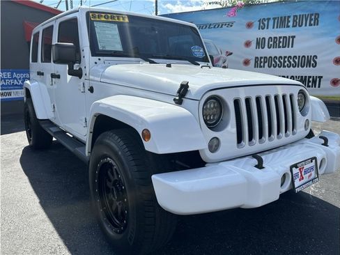 Used 2016 Jeep Wrangler Unlimited Sahara w/ Max Tow Package image 37