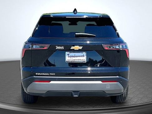 Used 2026 Chevrolet Equinox LT AWD/4WD image 5